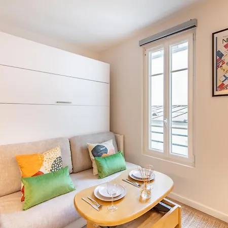 Lejlighed 5 Min Walk To Eiffel Tower - Stunning Studio - Sleeps 2p Paris
